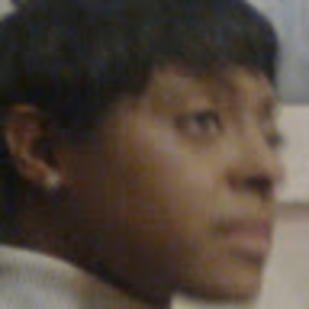 Meet your Posher, Christine